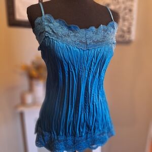 Y2K Cami blue silky lace crinkled adjustable straps sz small